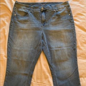 Melissa McCarthy Seven7 plus size capri jeans